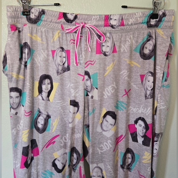 FRIENDS Other - Friends | Jogger Pajama Pants Size XL